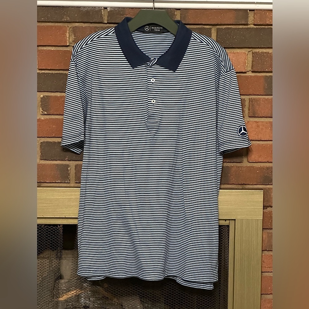🖤Mercedes Benz USA  New polo shirt excellent condition.